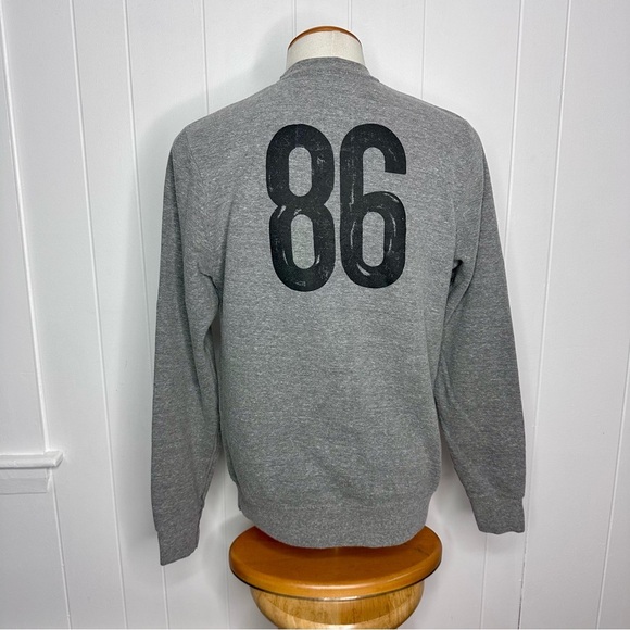 Mike Tyson Roots of Fight Under Armour Sweatshirt - Picture 10 of 10